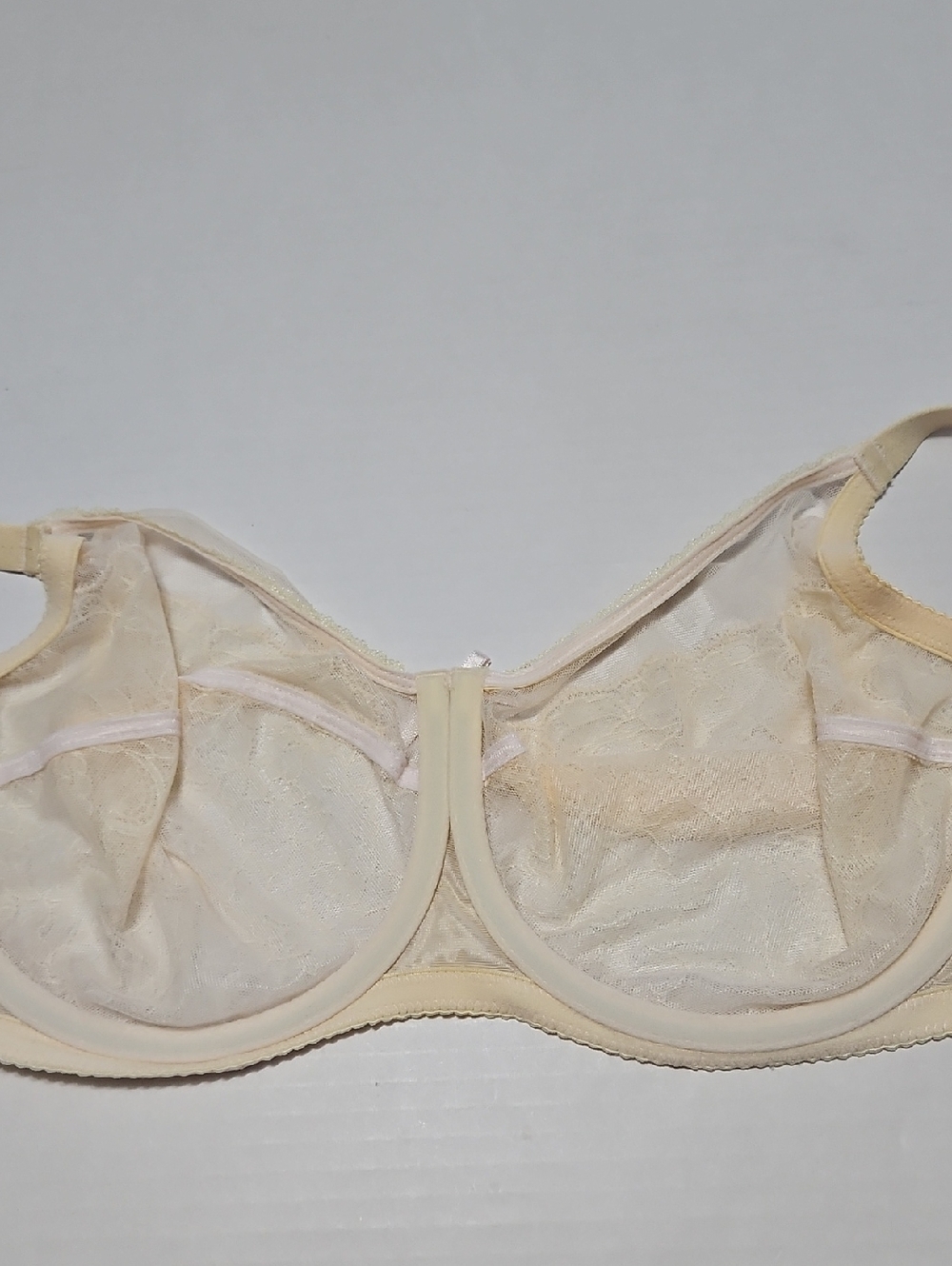 Wacoal Sheer Lace Underwire Bra in Cream Size 36DDD - Picture 5 of 8
